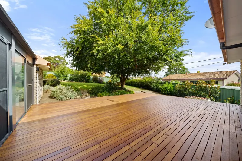 4 Achernar Close, Giralang, photo 19