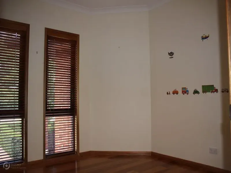 11 Ashbrook Street, Amaroo, photo 12