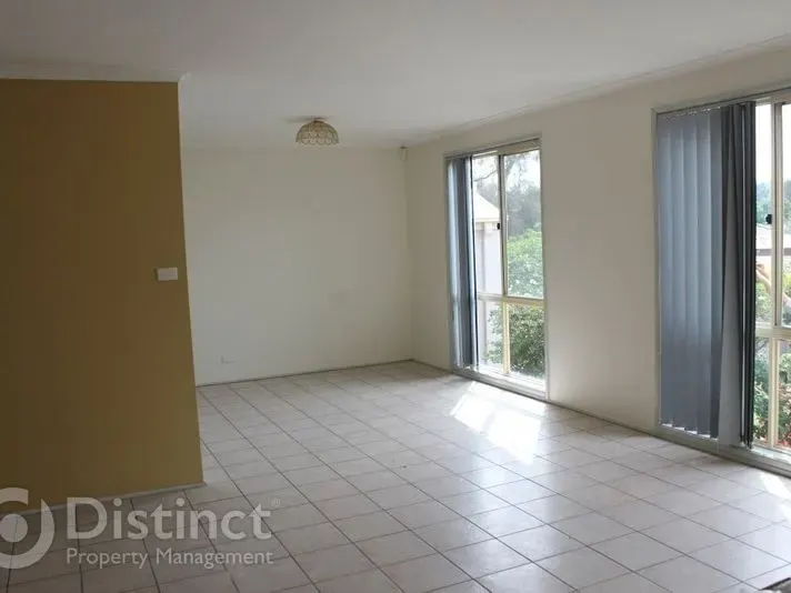 16 Marungul Avenue, Ngunnawal, photo 4