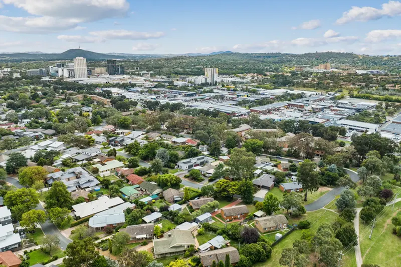 15 Allwood Street, Chifley ACT 2606, photo 22