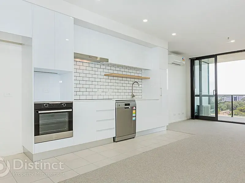 1615/120 Eastern Valley Way, BELCONNEN ACT 2617, photo 3