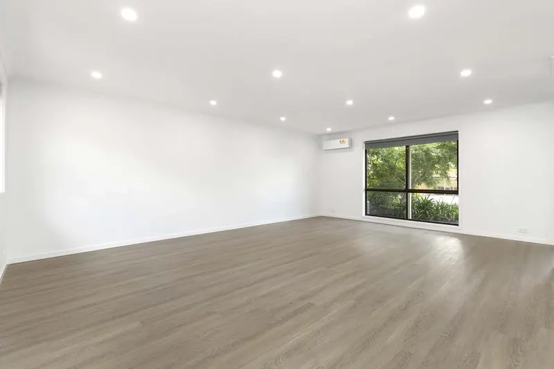 24 Summerville Crescent, Florey, photo 6
