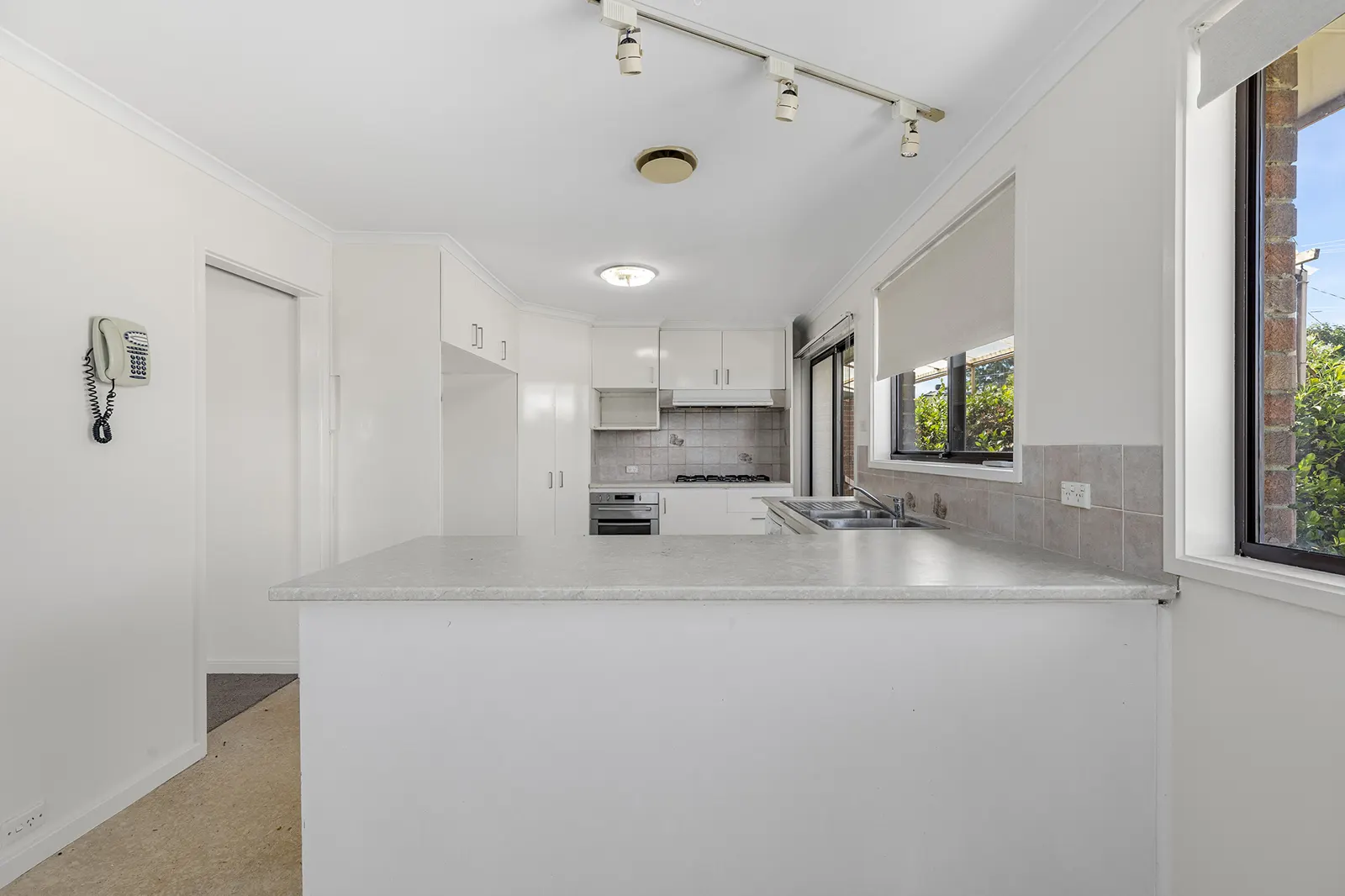 31 Carr Crescent, Wanniassa, photo 1