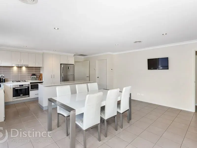 11 Selleck Street, Casey, photo 4