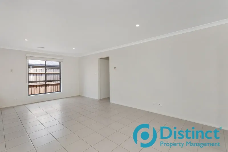19 Bott Crescent, Casey, photo 4