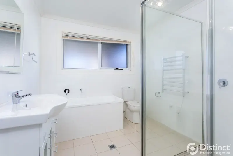 27 Donald Horne Street, Franklin, photo 11