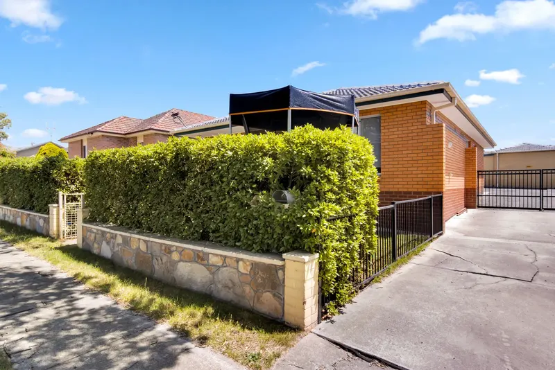 12 Waterloo Street, Queanbeyan NSW 2620, photo 3
