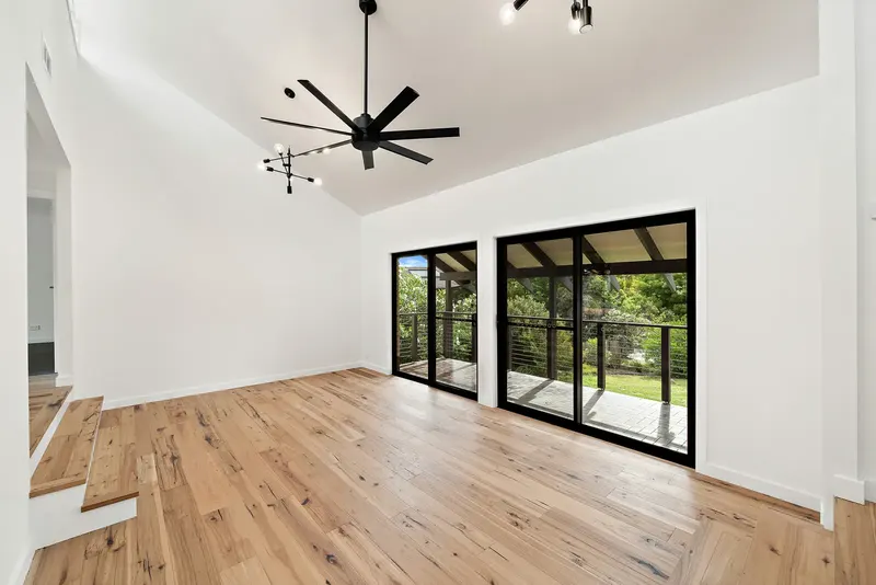 4 Achernar Close, Giralang, photo 7