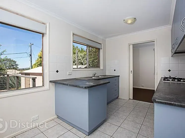 50 Chuculba Crescent, Giralang ACT 2617, photo 3