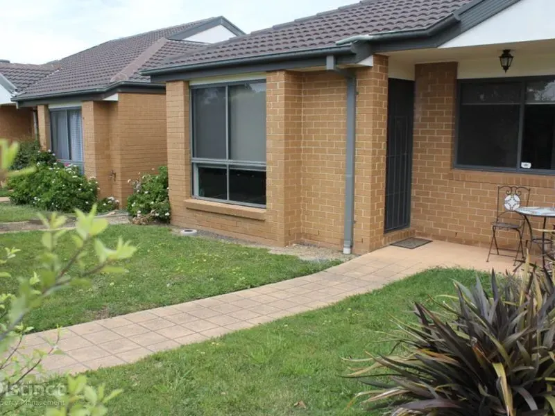 10/2 Yule Street, Amaroo