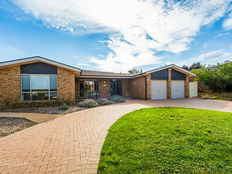 12 Westbury Circuit, Nicholls