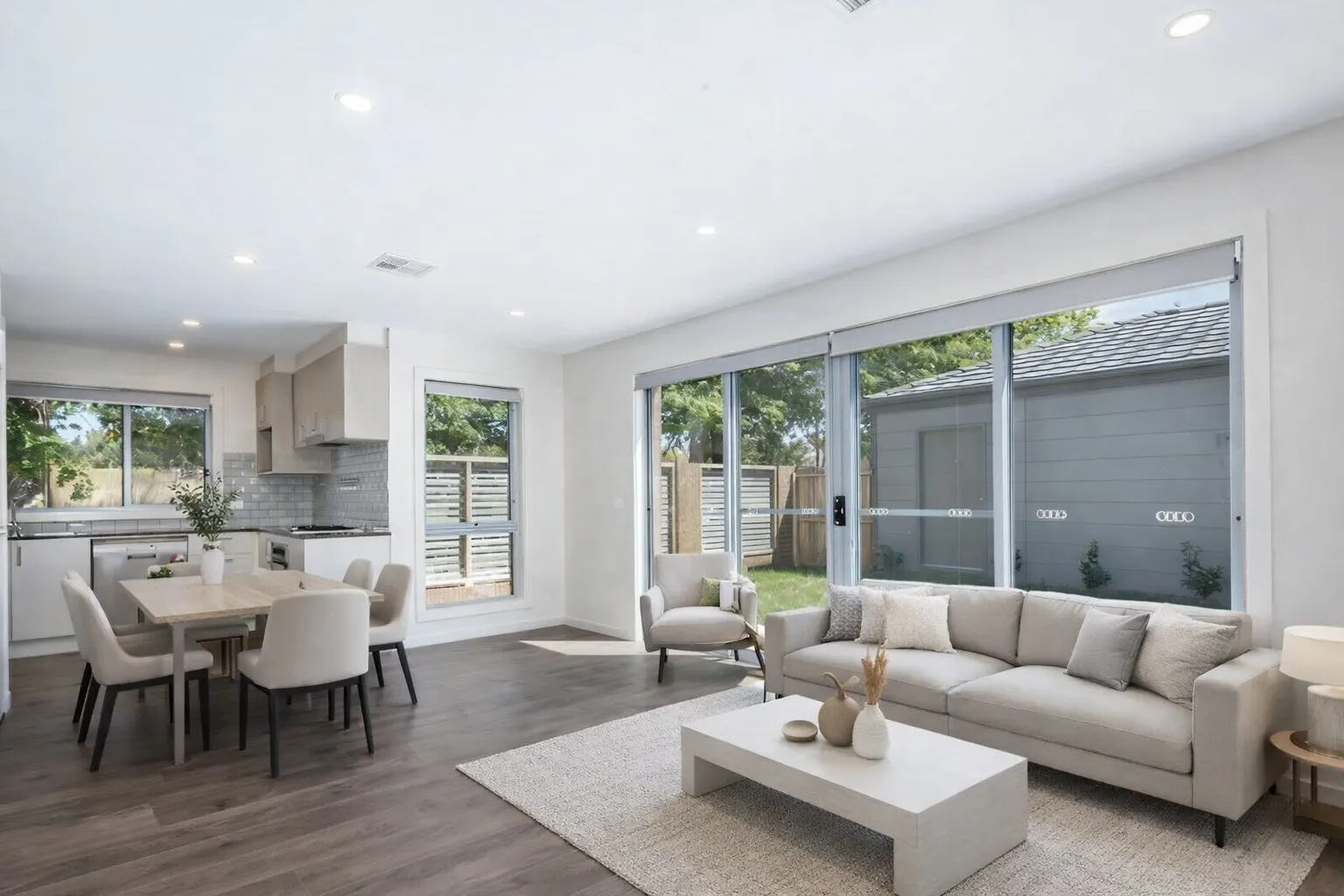 27/24 Railway Street, Oaks Estate, photo 1