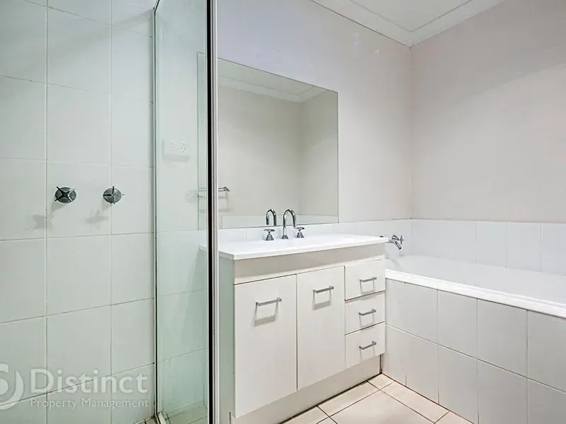 234 Kerrigan Street, Dunlop, photo 5