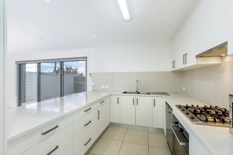 18b Stevenson Street, Torrens, photo 6