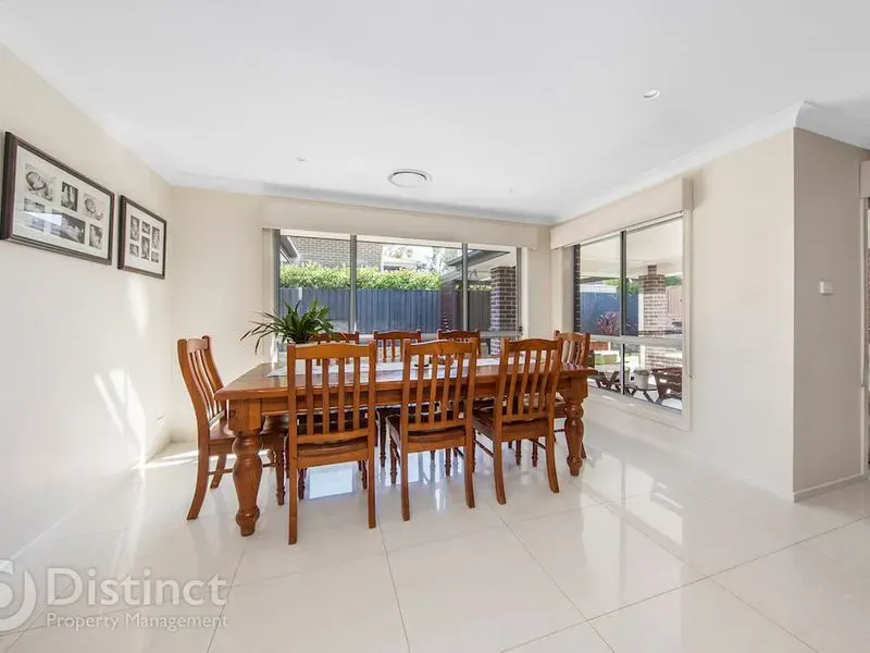 24 Doris Turner Street, Forde, photo 3