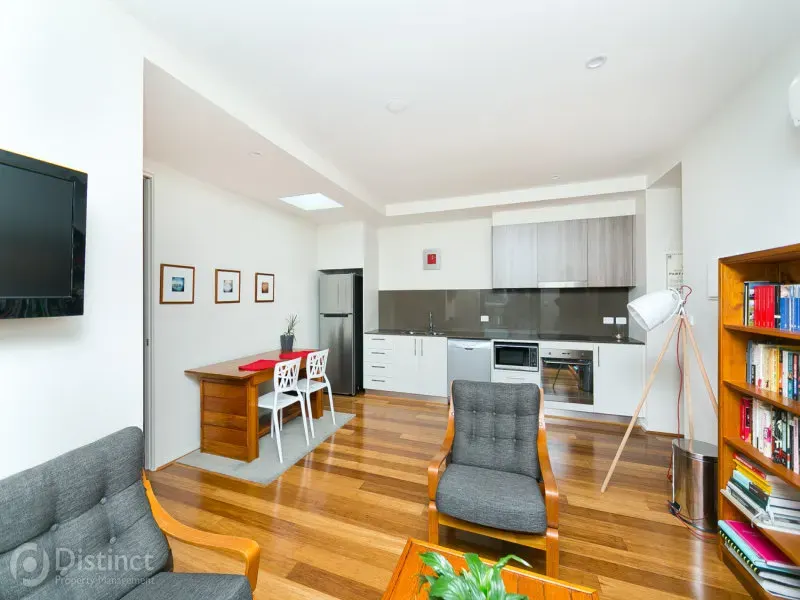 29/77 Leichhardt Street, Kingston, photo 5