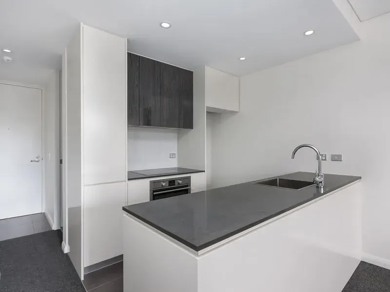 7/30 Blackall Street, Barton