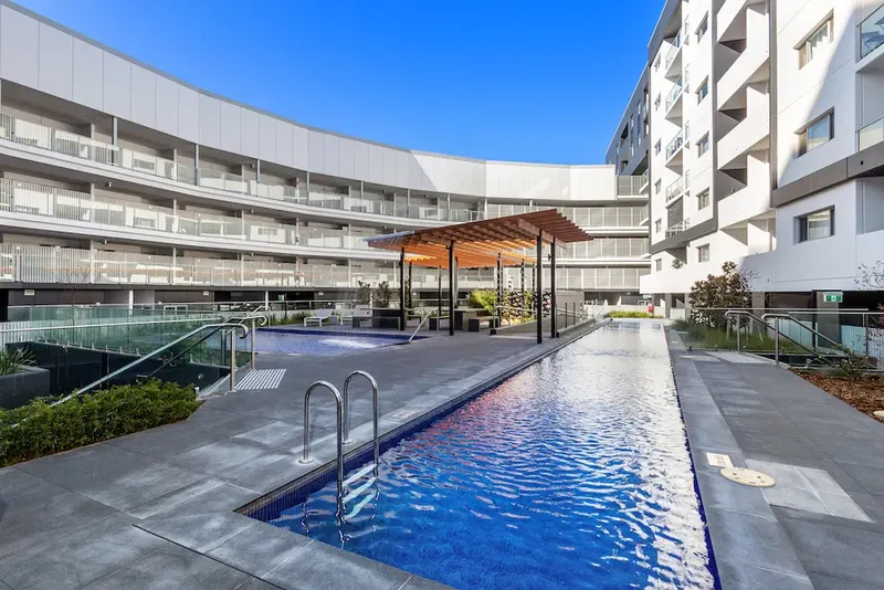 321/325 Anketell Street, Greenway, photo 4