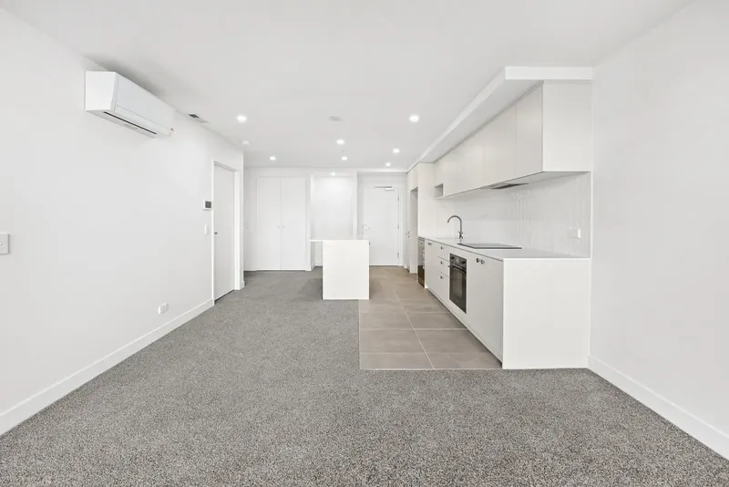 105/220 Melrose Drive, Phillip, photo 2