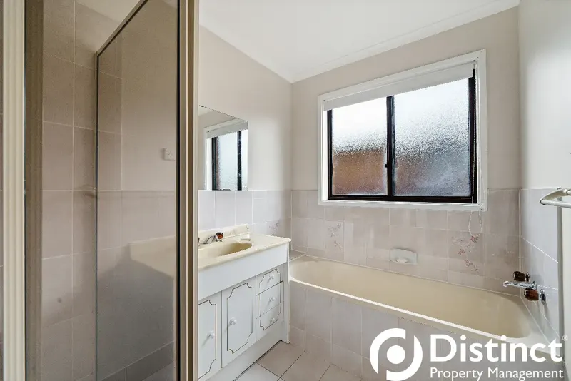 29 Ellerston Avenue, Isabella Plains, photo 11