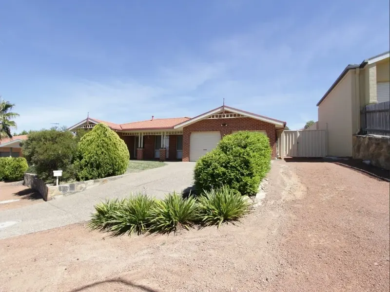 5 Sale Place, Amaroo ACT 2914, photo 3