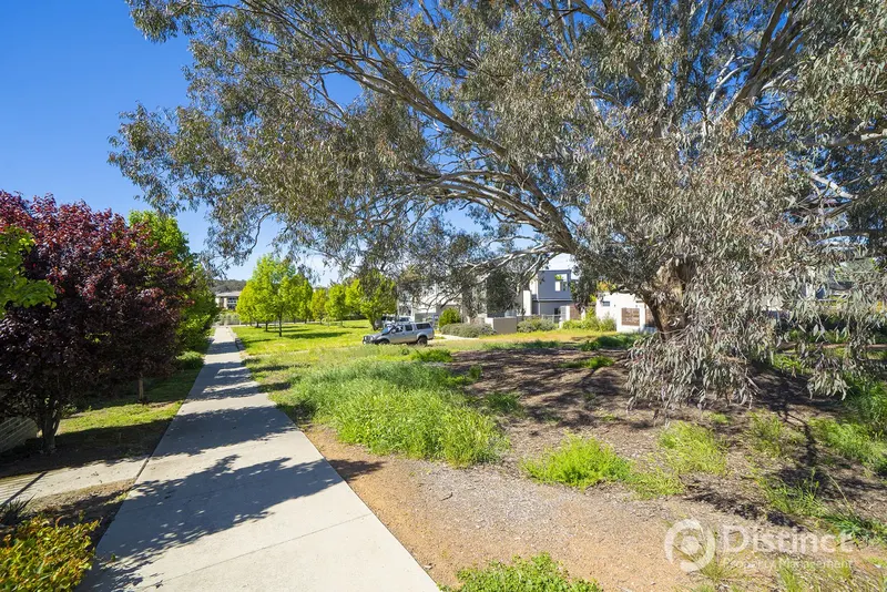 1/12 Lomax Street, Forde, photo 22
