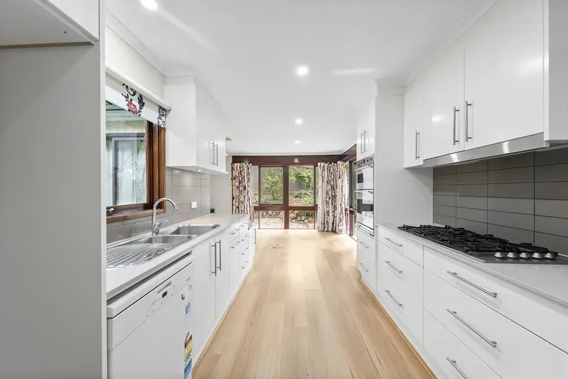 6 Jose Place, Garran, photo 11