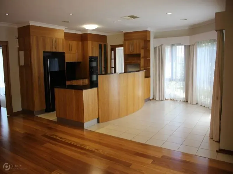 11 Ashbrook Street, Amaroo, photo 2