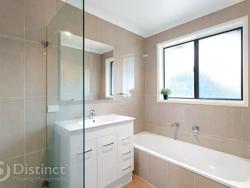 117 Burrinjuck Crescent, Duffy, photo 9
