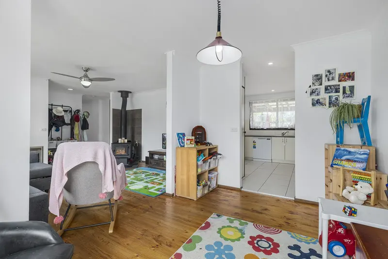 16 Glenelg Street, Kaleen ACT 2617, photo 9