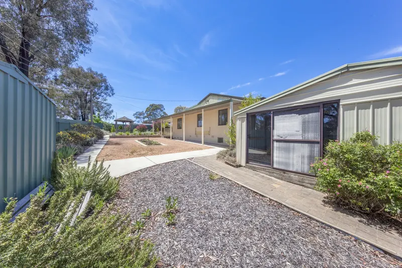 4 Bolton Place, Wanniassa, photo 12
