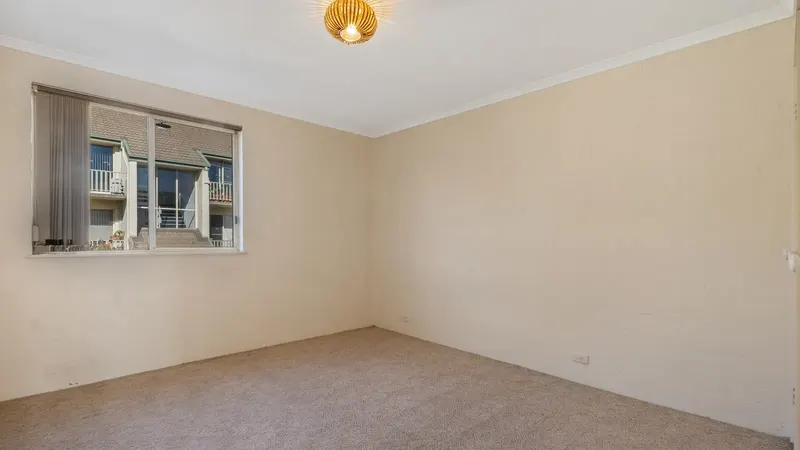 4/6 Antis Street, Phillip, photo 5