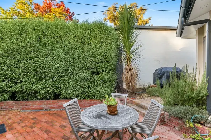 58 Carstensz Street, Griffith, photo 27