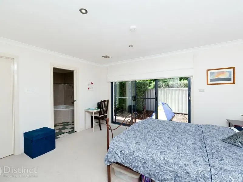 22 Macleay Street, Turner, photo 4