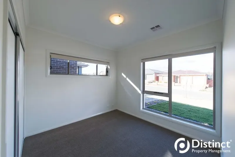 13 Syddall Street, Bonner, photo 9