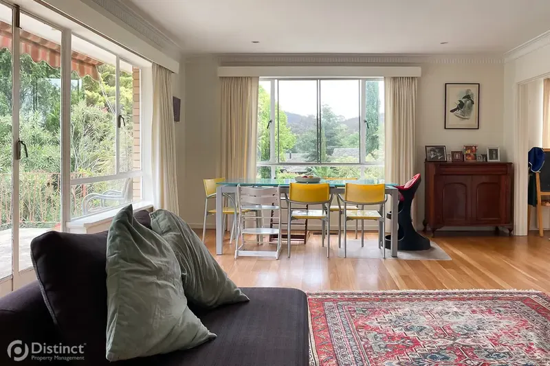 48 Holmes Crescent, Campbell, photo 5