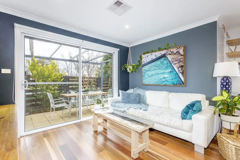 8/110 Henderson Road, Queanbeyan, photo 2