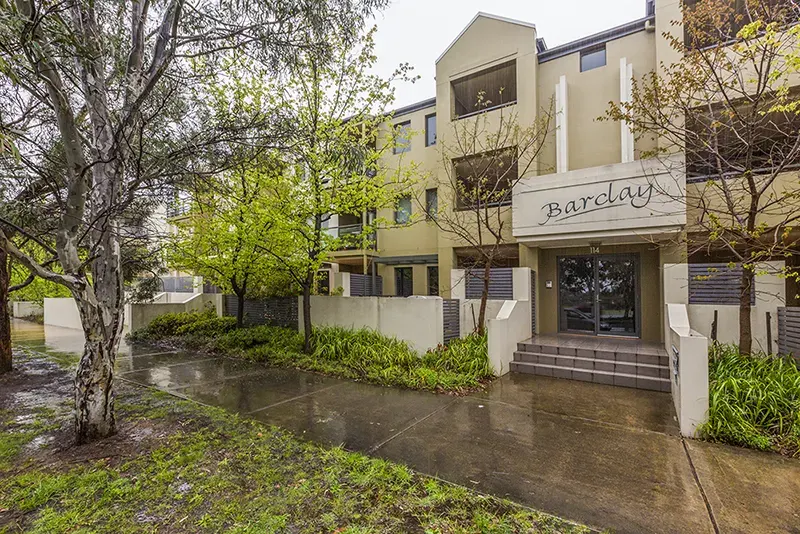 21/114 Athlon Drive, Greenway