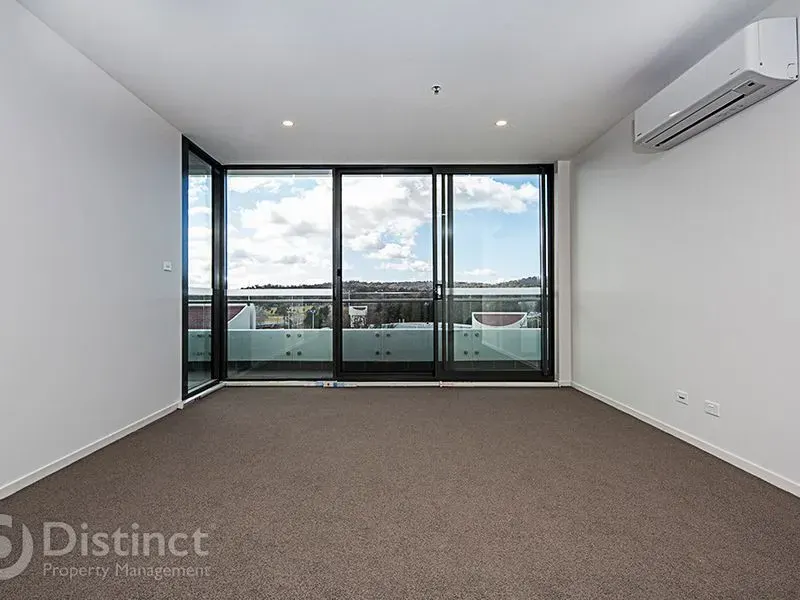 56/7 Irving Street, Phillip, photo 5