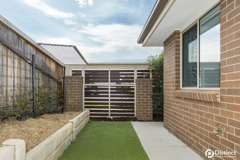 1 Deucem Smith Street, Bonner, photo 11