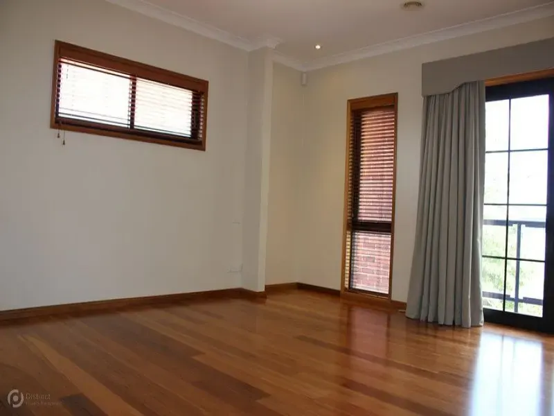 11 Ashbrook Street, Amaroo, photo 6