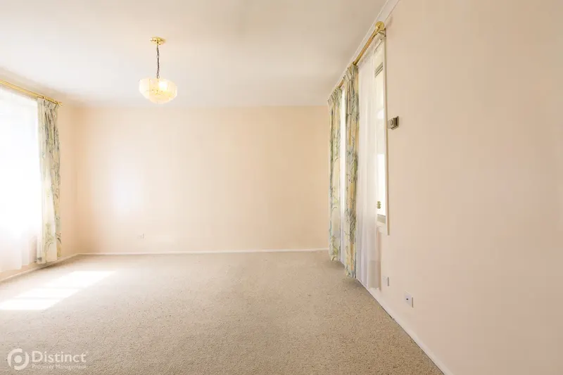 30 Robson Street, Garran, photo 9