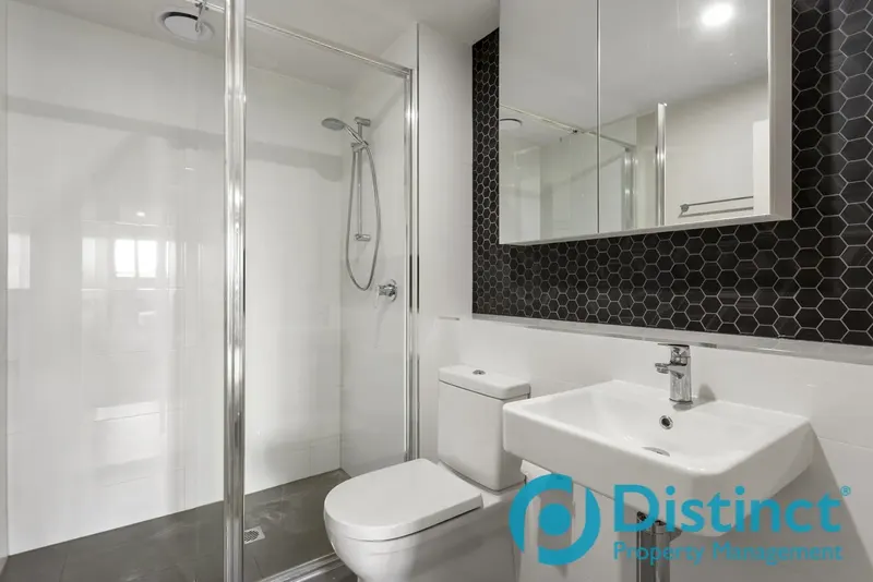 195/325 Anketell Street, Greenway, photo 9