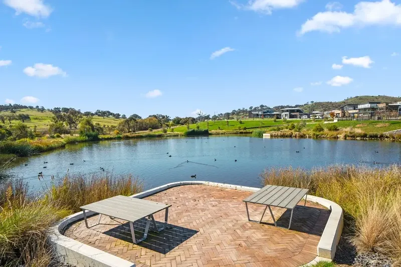 37 Sculthorpe Avenue, Whitlam, photo 21