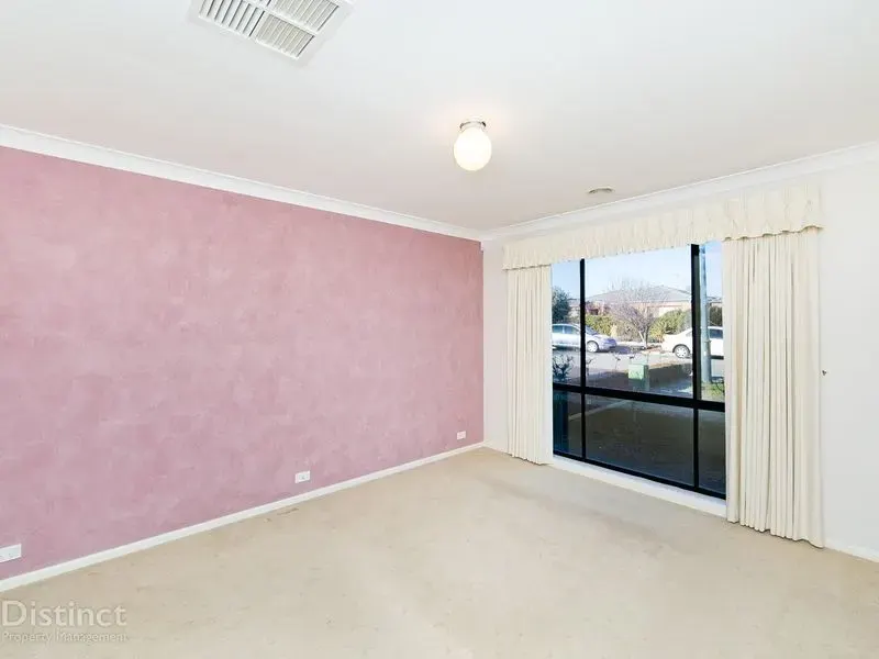15 Dame Zara Street, Gungahlin, photo 6