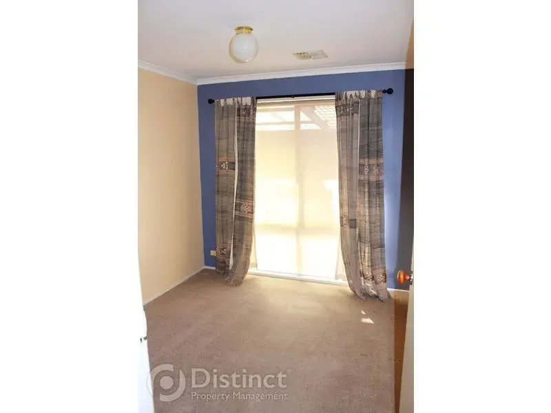 23 Carpenter Close, Calwell, photo 12