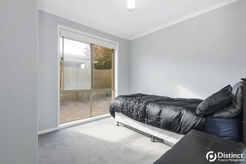 24 Murrung Crescent, Ngunnawal, photo 9