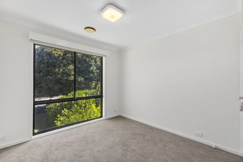 31 Carr Crescent, Wanniassa, photo 12