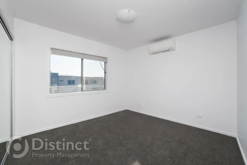 128/51 Catalano Street, Wright, photo 4