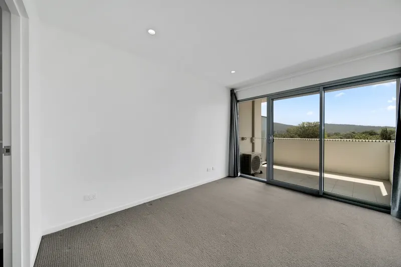 64/10 Ipima Street, Braddon, photo 8